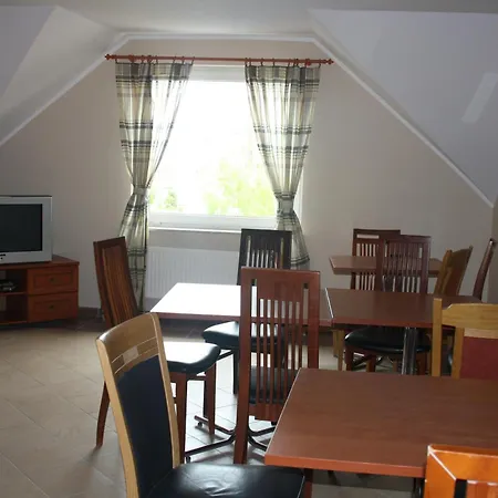 Kapitan Hook - Goscinne *