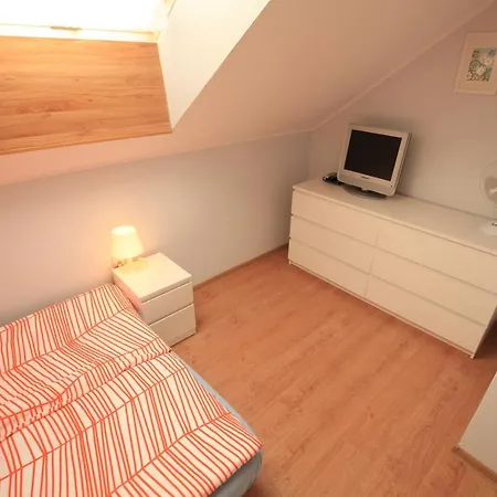 Kapitan Hook - Goscinne *