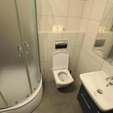 Kapitan Hook - Goscinne Δωμάτια σε οικογενειακή κατοικία